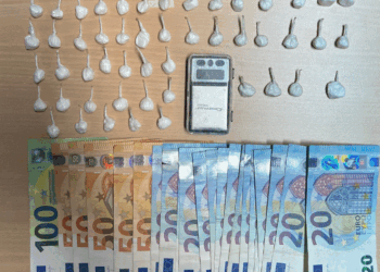 46 paketime të mbushura me kokainë, arrestohen tre persona në Fushë-Kosovë