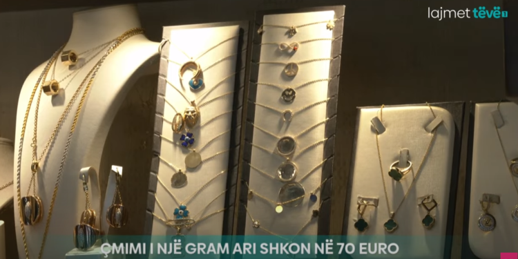 “Kam blerë deri në dy mijë euro ari”, rritet çmimi i arit, një gram shkon deri në 70 euro