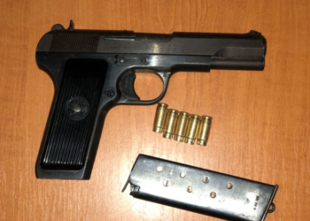 Arrestohet një i dyshuar për të shtëna me armë zjarri në Gjakovë