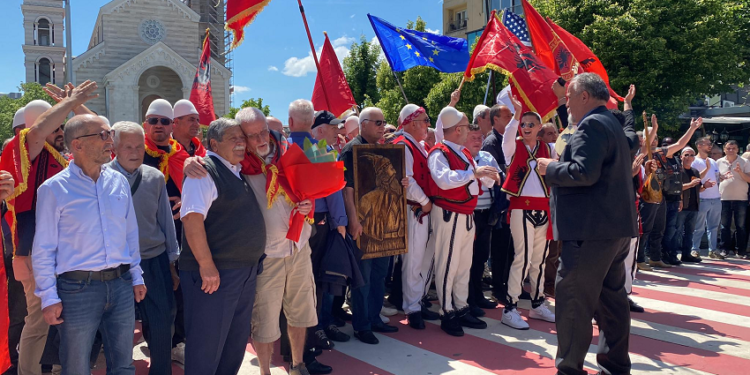 Manifestimi për Skënderbeun bashkon shumë veprimtarë në Prishtinë