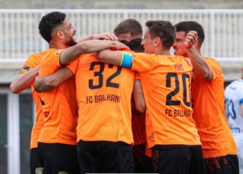 Ballkani fiton dhe shkëputet në tabelë