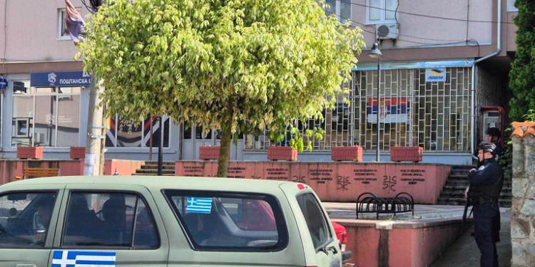 Mbyllen gjashtë pika të Bankës Postare të Kursimeve në katër komunat veriore