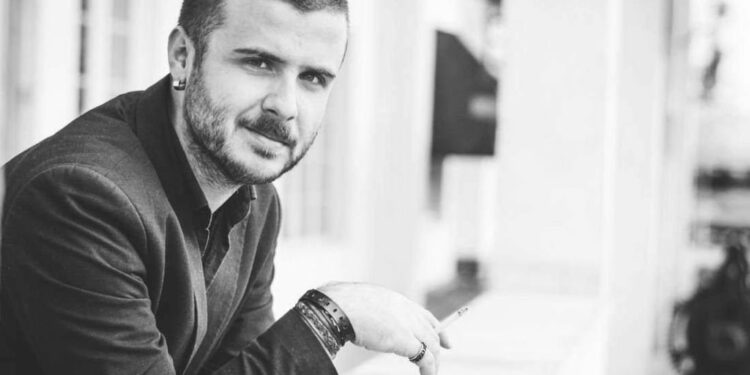 Gazetari nga Beogradi: Vuçiq e di shumë mirë se në Srebrenicë u krye gjenocid