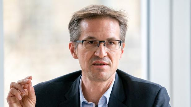 Knaus thotë se letra e treshes evropiane iu dërgua Kurtit para asaj të Gërvallës në KiE