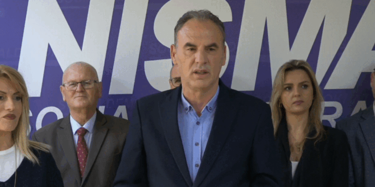 Ish-deputetja e PDK-së, Xhevahire Izmaku kalon në partinë e Limajt