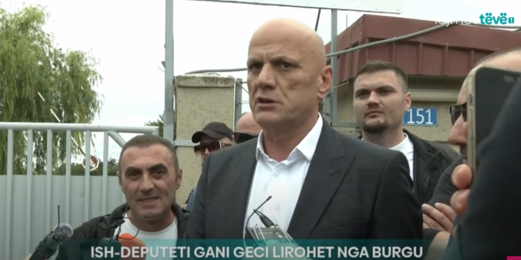 Geci pas lirimit nga burgu: PDK e Vetëvendosje e kanë nënë LPK-në