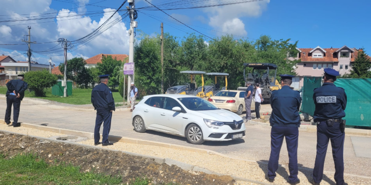 Thuhet se Inspektoriati do të rrënojë xhaminë në Shkabaj, bëhet ftesë për rezistencë