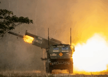 Gjermania thotë se aleatët do t’ia dërgojnë Ukrainës 3 sisteme HIMARS