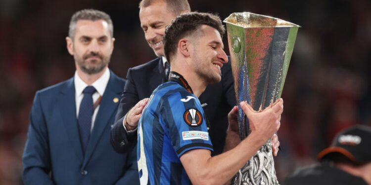 Gjimshiti krenar me triumfin në Ligën e Evropës