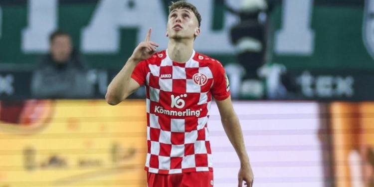 Gruda po vazhdon shkëlqimin në Bundesligë