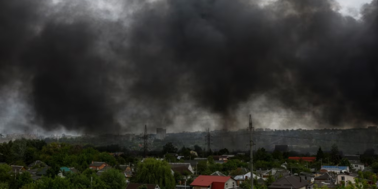 Ukraina dhe Rusia shkëmbejnë sulme me dronë