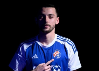 Hoxha në formacionin e javës në Kroaci