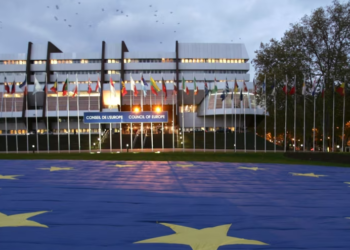 Knaus: Kosova nuk do të jetë në agjendën e KiE-së më 17 maj, letra e saj erdhi vonë