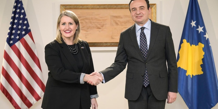 Kurti: Me nënsekretaren e shtetit amerikan diskutuam për raportet dhe kërcënimet e Serbisë