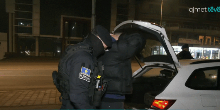 Kërkohet që policëve t’iu bëhen vazhdimisht kontrolle tek psikologët për shkak të rrezikshmërisë që kanë në punë