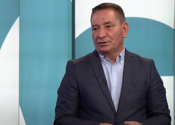 Lekaj: Ftesa e Kurtit “lojë hileqare” për të larguar vëmendjen nga KiE-ja