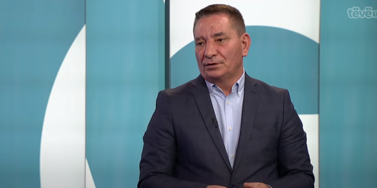 Lekaj: Ftesa e Kurtit “lojë hileqare” për të larguar vëmendjen nga KiE-ja