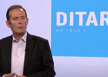 Sveçla si takoi zjarrfikësit që 1 vit, Beka: Na tha se situata në veri po i merr shumë kohë