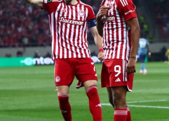 Olympiacosi siguron finalen në Ligën e Konferencës