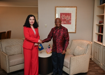 Osmani takohet me presidentin e Liberisë, diskutojnë për thellimin e bashkëpunimit