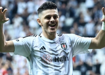 Beshiktashi i cakton çmimin Rashicës