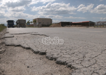 “Po duhet me punu veç për kerr”, banorët ankohen për gropat e mëdha mes fshatin Kllokot e Livoq