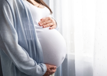 Sa operacione cezariane mund të përballojë një grua për lindjen e fëmijëve?