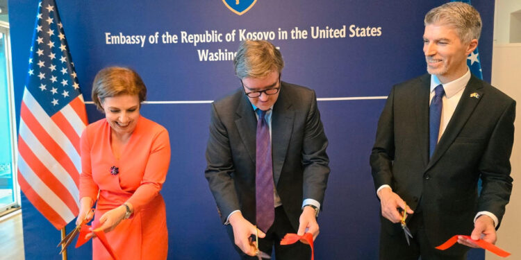 Inaugurohet objekti i ri i Ambasadës së Kosovës në SHBA