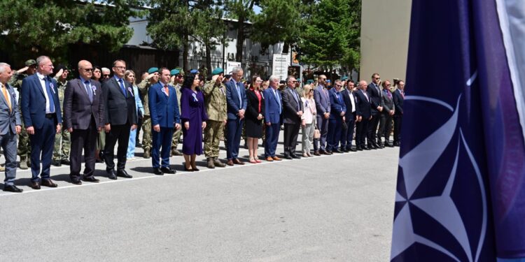 KFOR-i shënon 25 vjetorin e çlirimit, Ulutas: Krenar të komandoj misionin më të gjatë dhe më të madh aktualisht të NATO-s