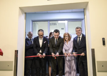 Kurti në përurimin e një shërbimi të ri në Spitalin e Prizrenit: Do të ndihmojë të shpëtojë jetë