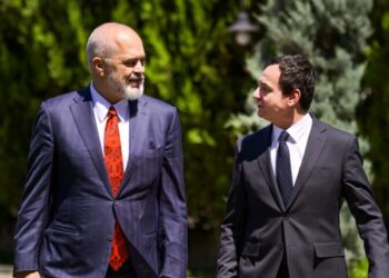 ​Rama këshillon Kurtin për të dalë nga kurthi i lojës “macja me miun”