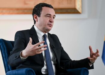 Kurti për ndalimin e “Mirdita, dobar dan”: Serbia dje iu dha fjalën grupeve të huliganëve