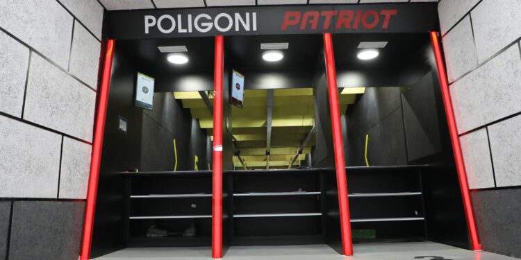 Vidhen armë zjarri në një poligon në Gjakovë