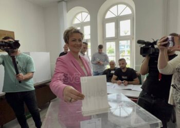 Sinani fton qytetarët e Preshevës të votojnë: Tre minuta kushtojnë për katër vitet e ardhshme