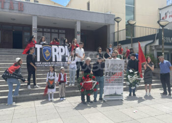 Numër i ulët i qytetarëve në përkujtimin e fëmijëve viktima të gjenocidit serb