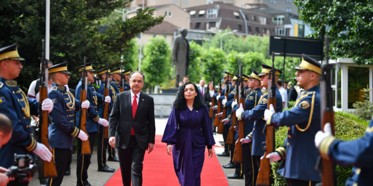 Osmani: Kosova dhe Shqipëria janë bashkë në ditë të vështira dhe në ditë të mira