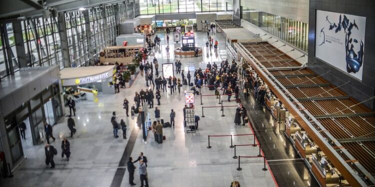 Në mbrëmje arrijnë në Kosovë grupi i parë i haxhilerëve