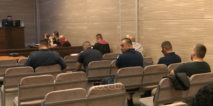 Qytetari që iu vranë tre djem, dëshmon ndaj Bajroviq i akuzuar për krime lufte