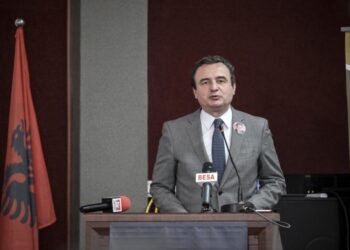 Kurti në 81-vjetorin e lindjes së Ukshin Hotit: E jetonte atë që e studionte dhe e studionte atë që e jetonte