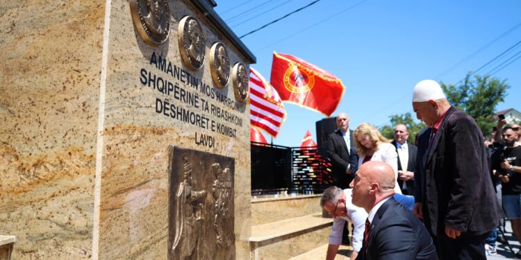 Në Dollc të Klinës zbulohet memoriali i heronjve të familjes Prenademi