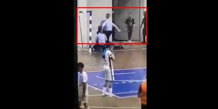 IPK rekomandon suspendimin e tre policëve në Drenas pas videos ku shihen teksa godasin një të mitur