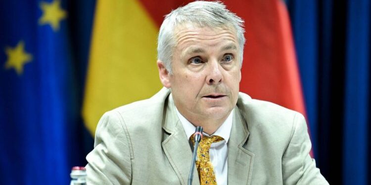 “Masat ndaj Kosovës” – Rohde: Shumë shpejt do të kemi vendime që e zhbllokojnë situatën