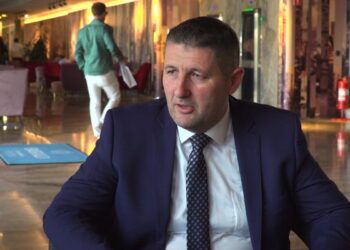 Drejtori i Doganës tregon se a ka kontrabandë me armë nga Serbia