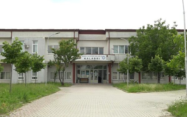 Mbyllet QMF-ja në “Kalabri”, qytetarët ankohen