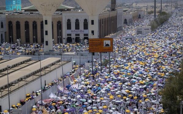 ​Mbi 1.8 milion pelegrinë myslimanë fillojnë të kryejnë Haxhin