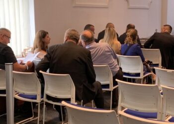 Mandatet në rrezik, deputetët e Listës Serbe rikthehen në seancë