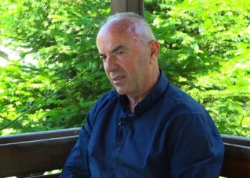 ​Rrëfimi për ditën e çlirimit të Skenderajt dhe kthimin në pronat e djegura