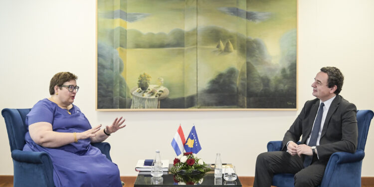 Kurti falënderon ambasadoren e Holandës për mbështetjen gjatë procesit të aplikimit për KiE
