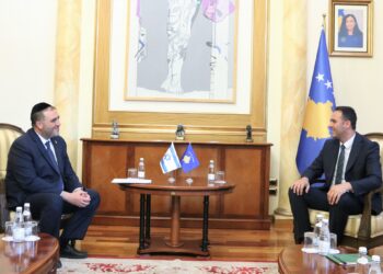 Konjufca takohet me ministrin e Brendshëm izraelit, flasin për çështjet e sigurisë