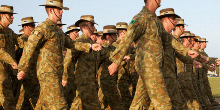 Ushtria australiane do të pranojë edhe rekrutë të huaj